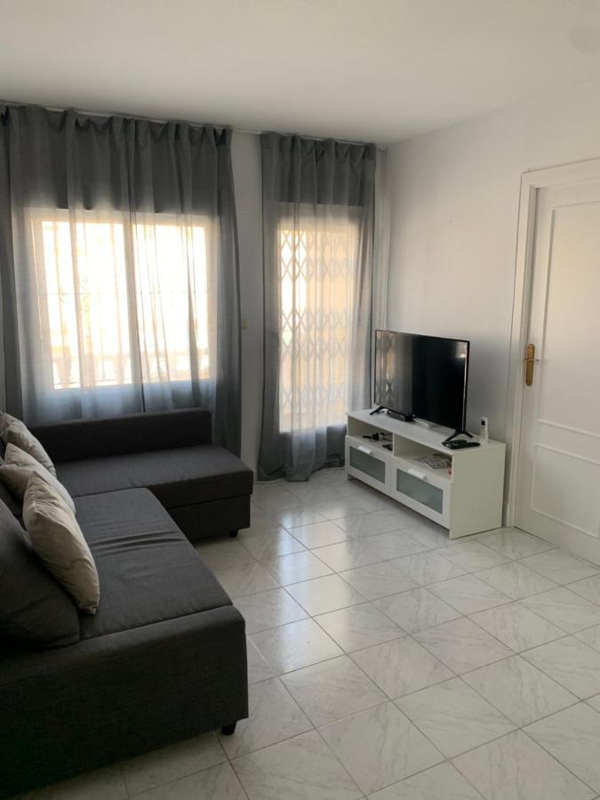2 Bed Apartment In Paraje Natural Fase 1, Torrevieja Esterno foto